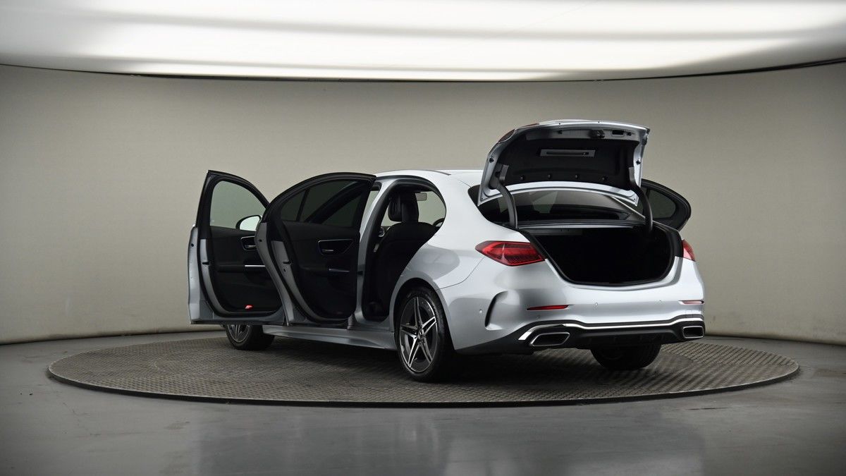 Mercedes-Benz C Class Image 7