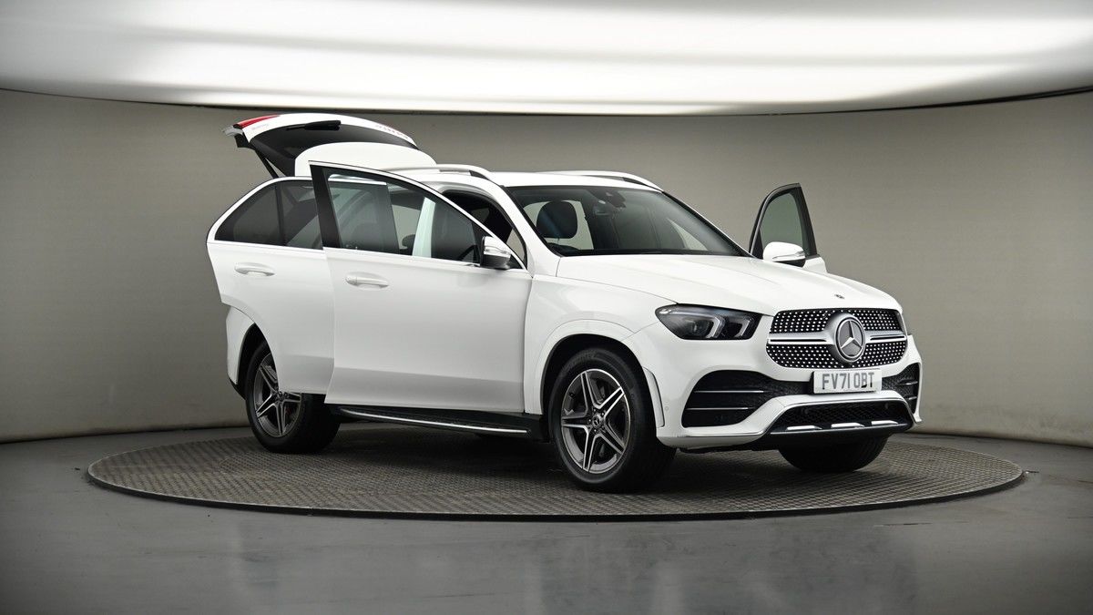 More views of Mercedes-Benz GLE