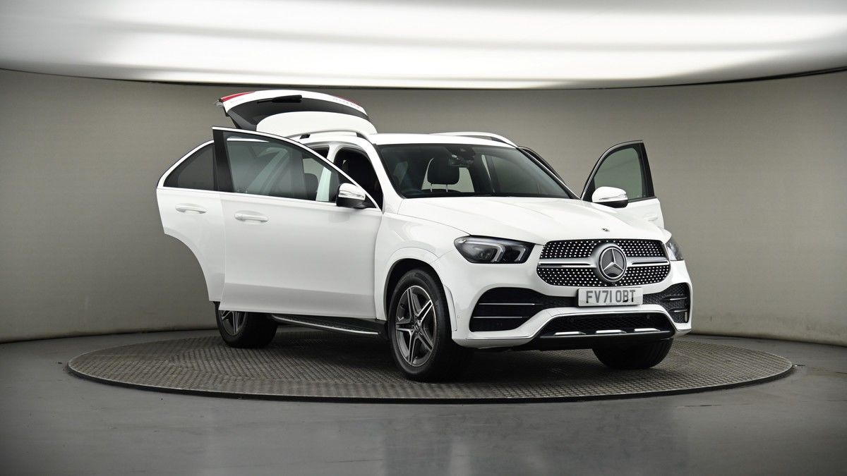More views of Mercedes-Benz GLE