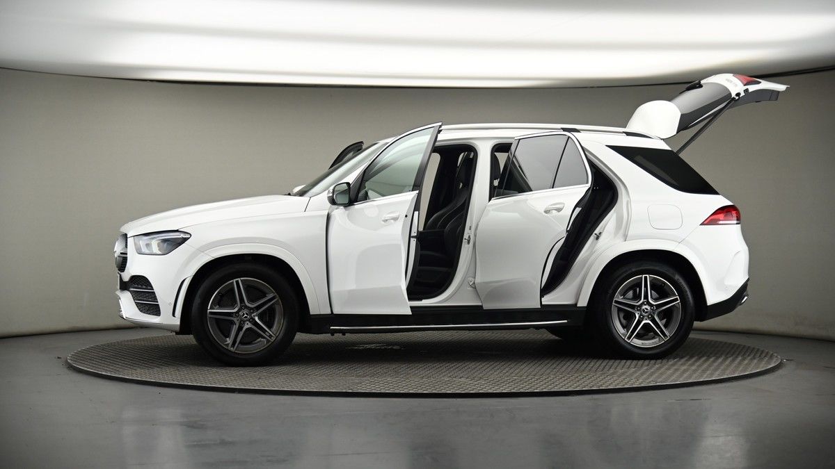 More views of Mercedes-Benz GLE