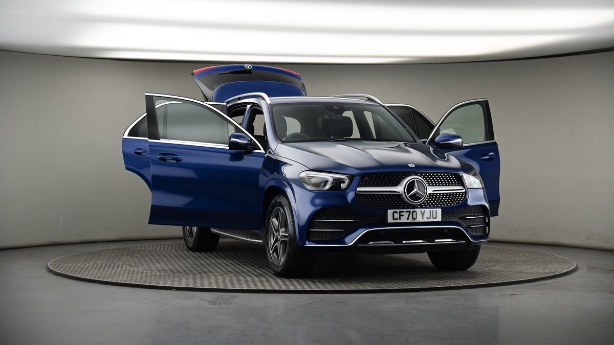 More views of Mercedes-Benz GLE
