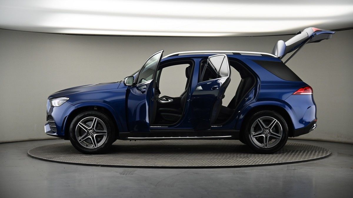 More views of Mercedes-Benz GLE