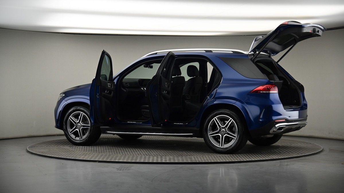 More views of Mercedes-Benz GLE