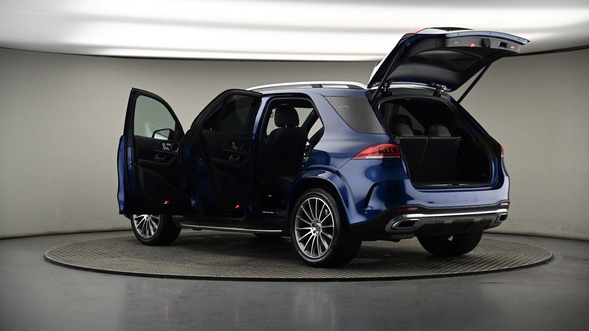 More views of Mercedes-Benz GLE