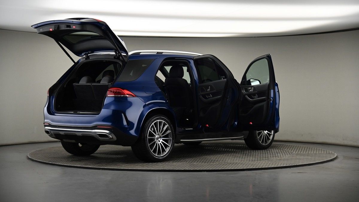 More views of Mercedes-Benz GLE