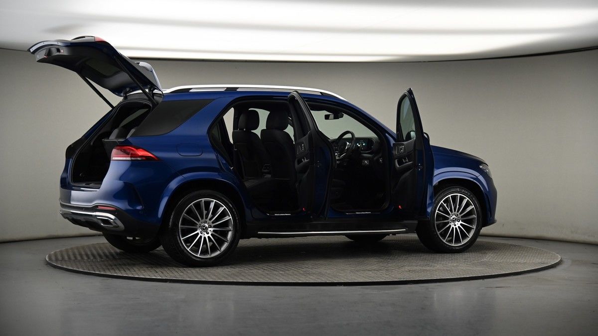 More views of Mercedes-Benz GLE