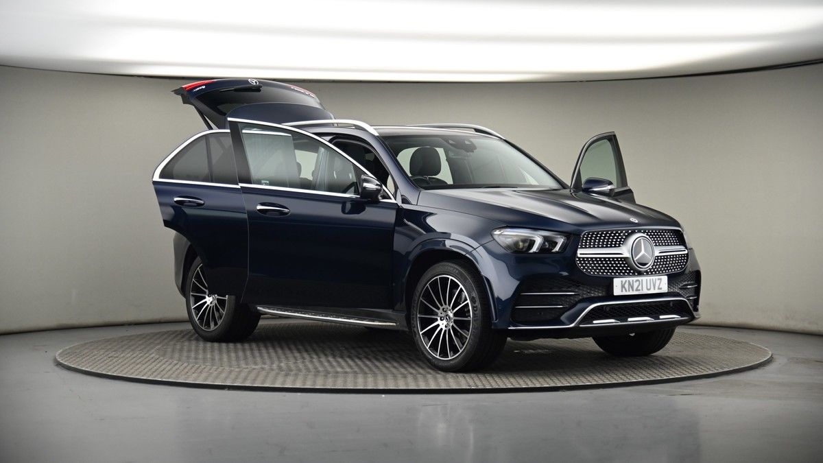 More views of Mercedes-Benz GLE