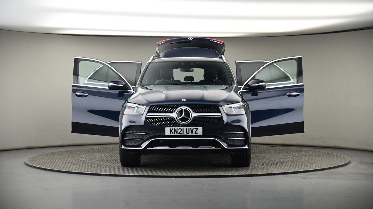 More views of Mercedes-Benz GLE