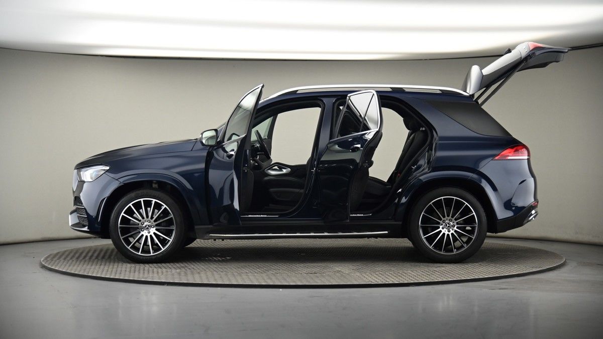 More views of Mercedes-Benz GLE