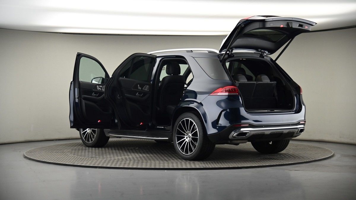 More views of Mercedes-Benz GLE