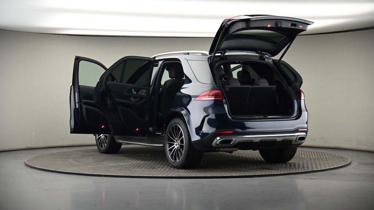 Mercedes-Benz GLE Image 8