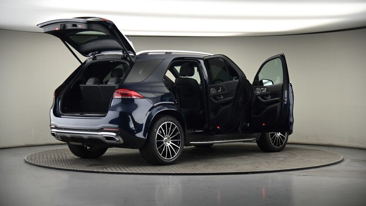 More views of Mercedes-Benz GLE