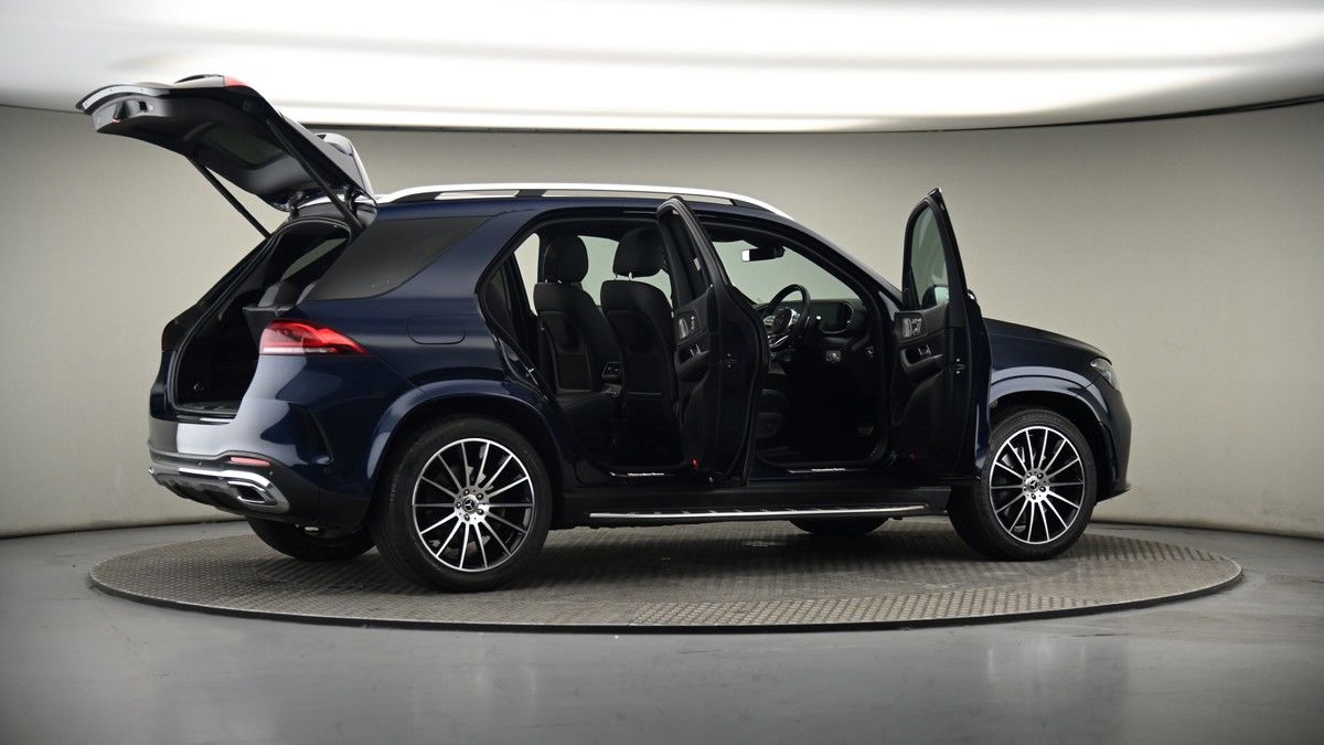 More views of Mercedes-Benz GLE