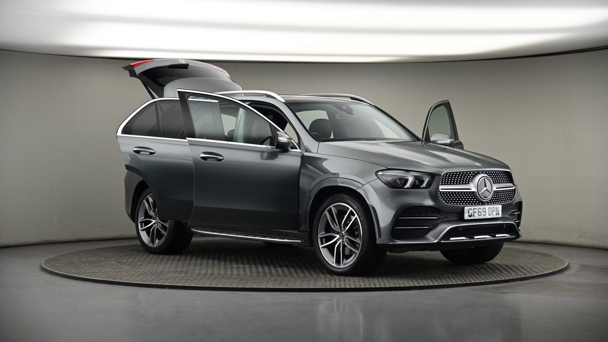 More views of Mercedes-Benz GLE