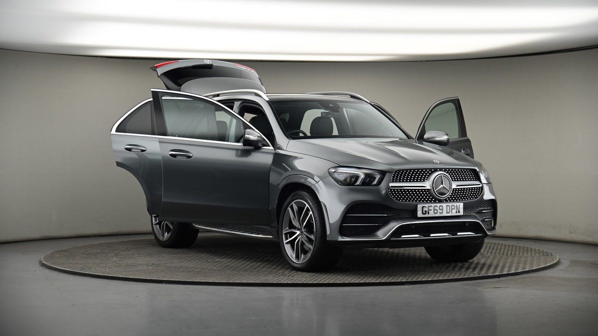 More views of Mercedes-Benz GLE