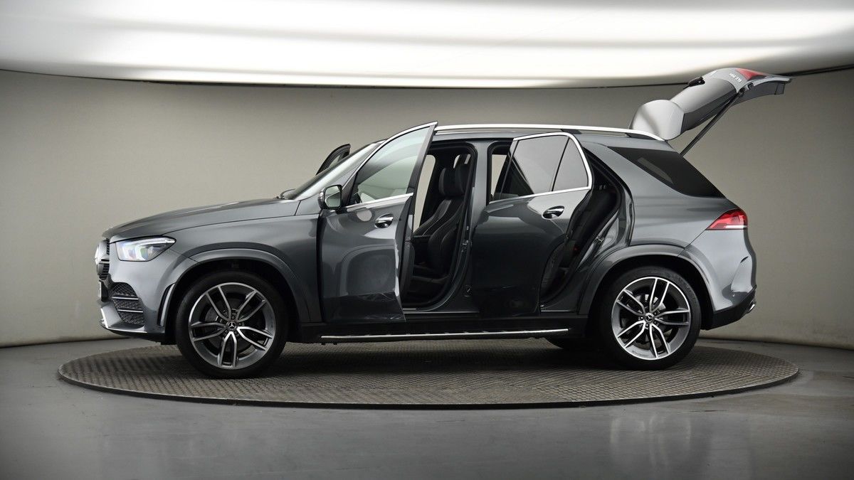 More views of Mercedes-Benz GLE