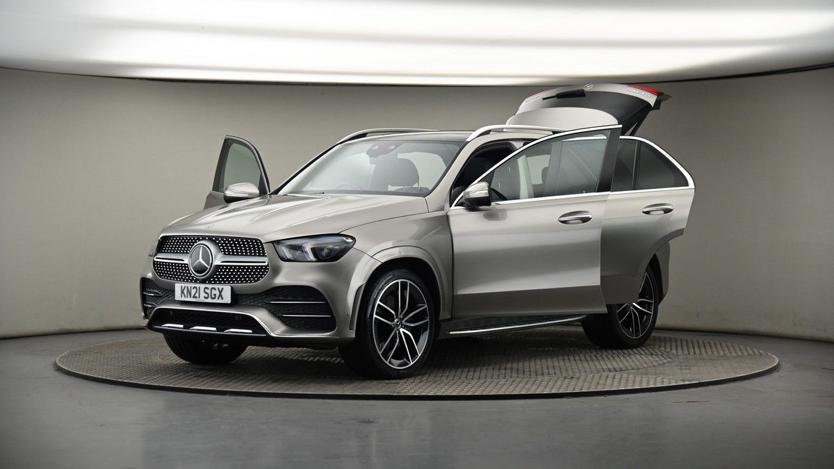 More views of Mercedes-Benz GLE