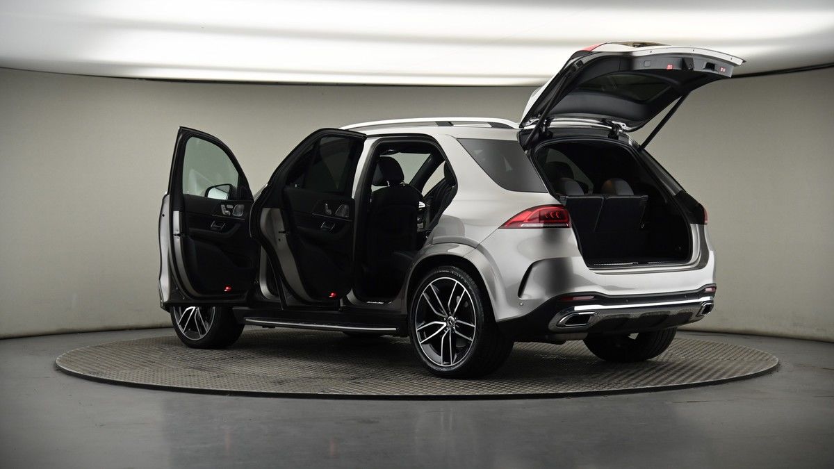 More views of Mercedes-Benz GLE