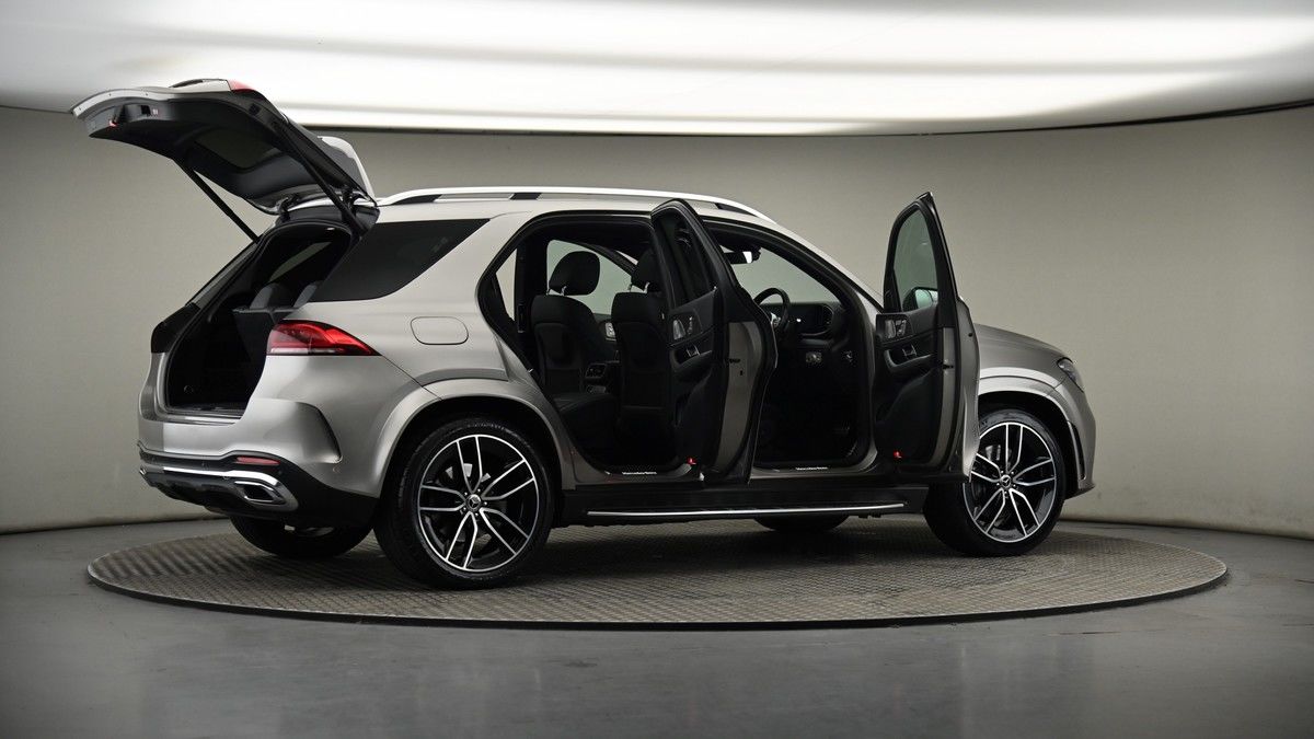 More views of Mercedes-Benz GLE