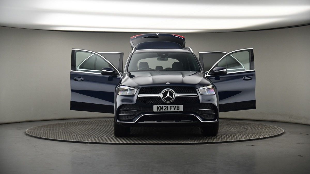 More views of Mercedes-Benz GLE