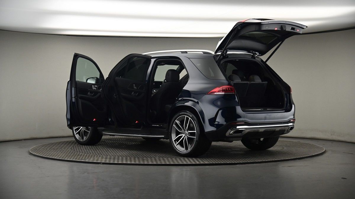 More views of Mercedes-Benz GLE