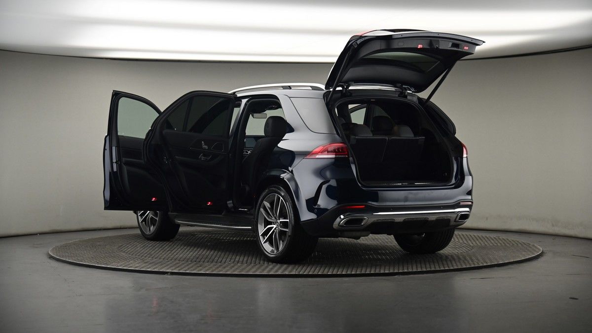 Mercedes-Benz GLE Image 8