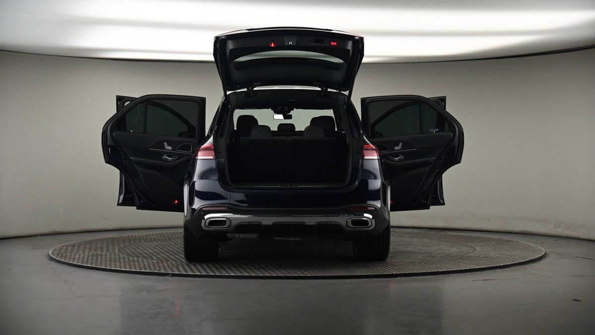 More views of Mercedes-Benz GLE