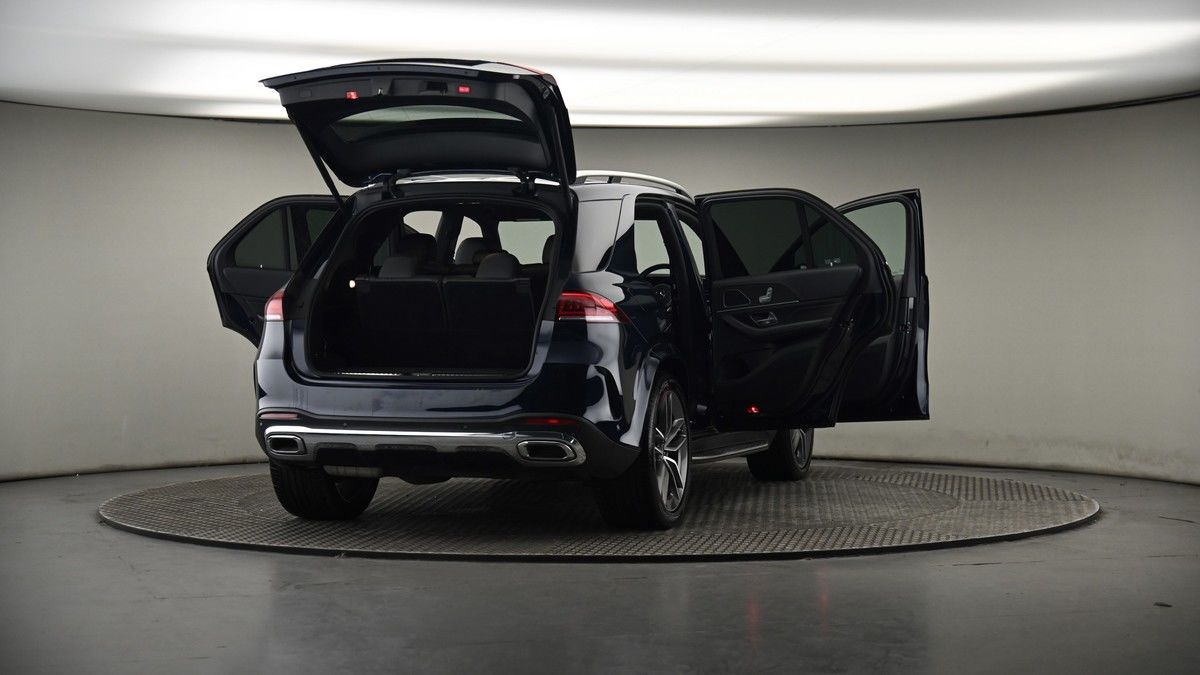 More views of Mercedes-Benz GLE