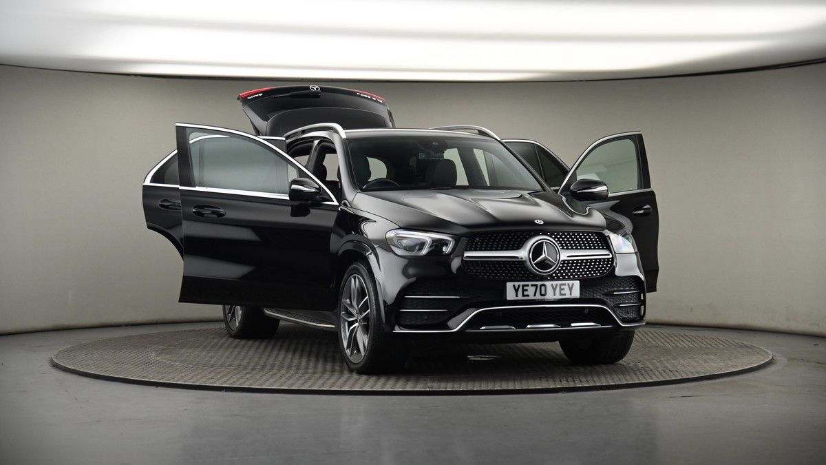 More views of Mercedes-Benz GLE