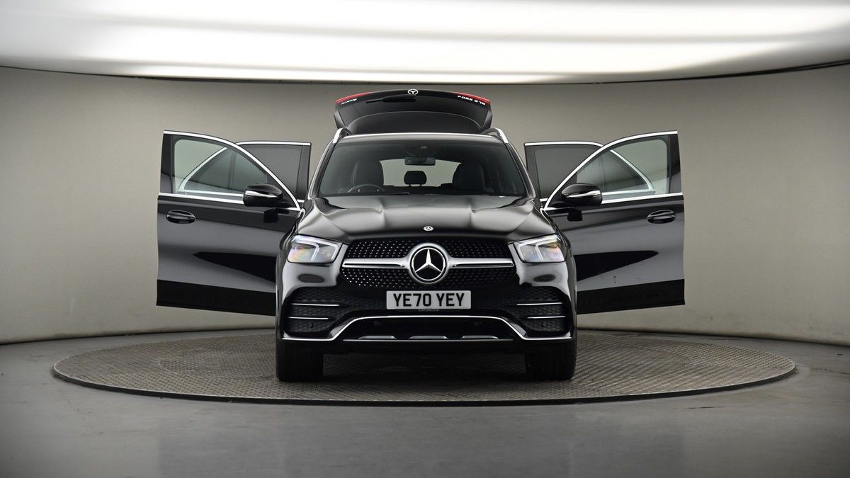 More views of Mercedes-Benz GLE