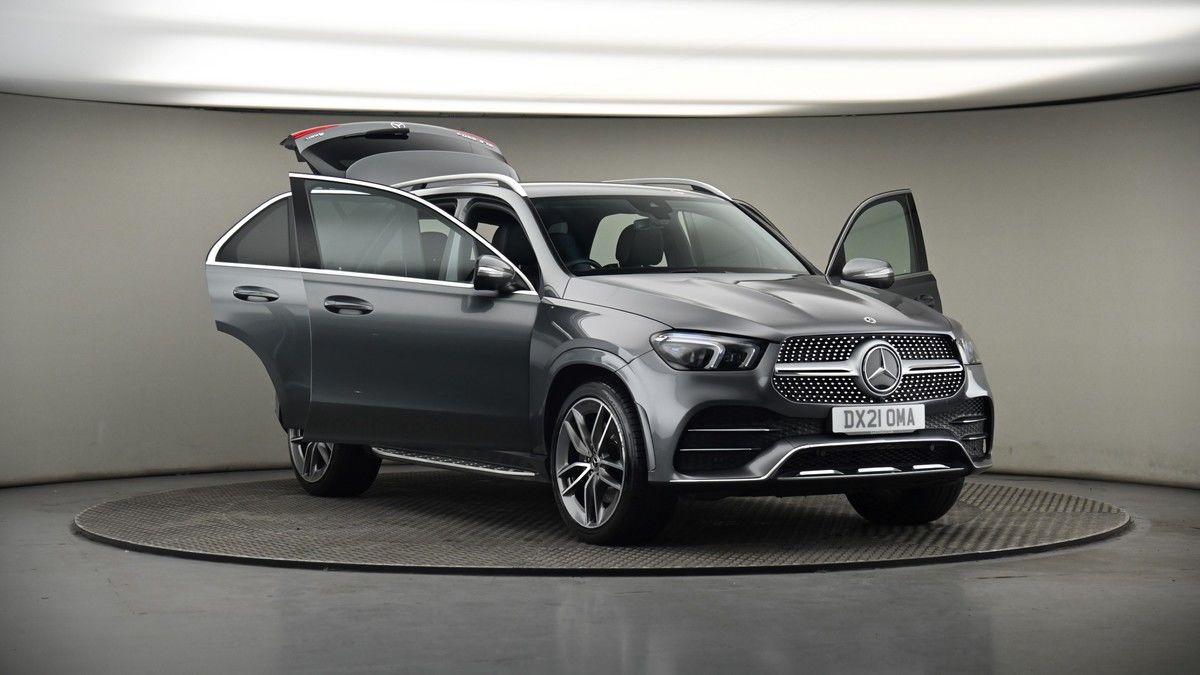 More views of Mercedes-Benz GLE