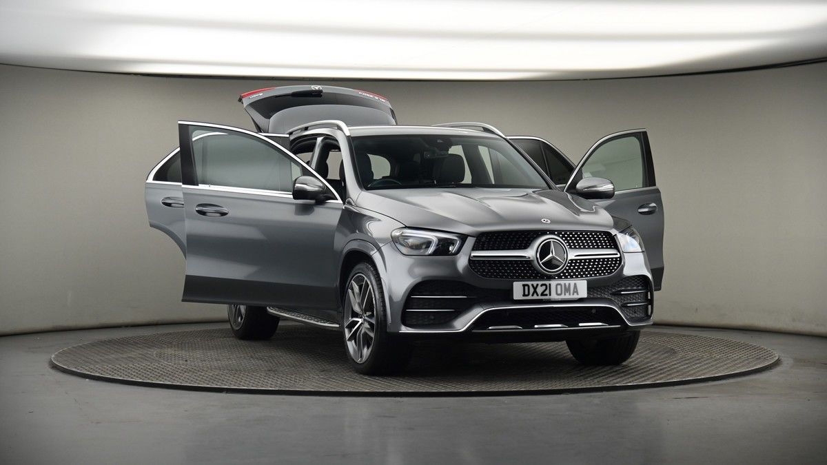 More views of Mercedes-Benz GLE