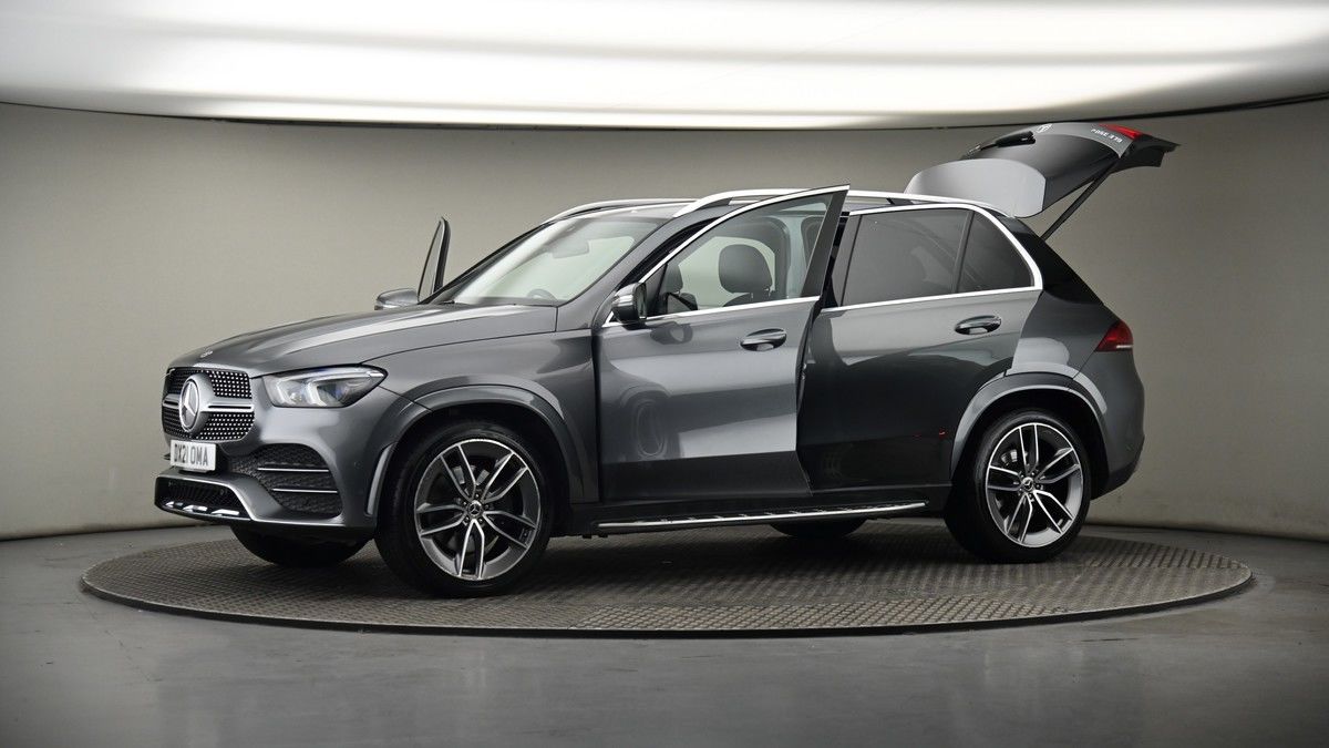 More views of Mercedes-Benz GLE