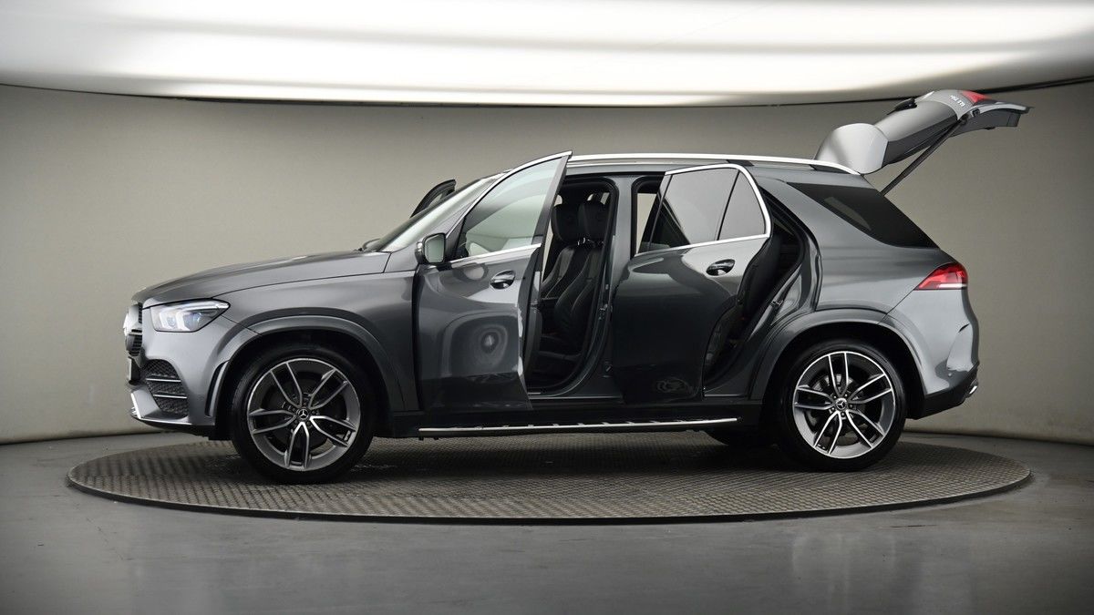 More views of Mercedes-Benz GLE