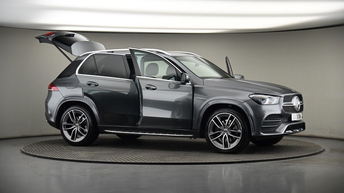 More views of Mercedes-Benz GLE