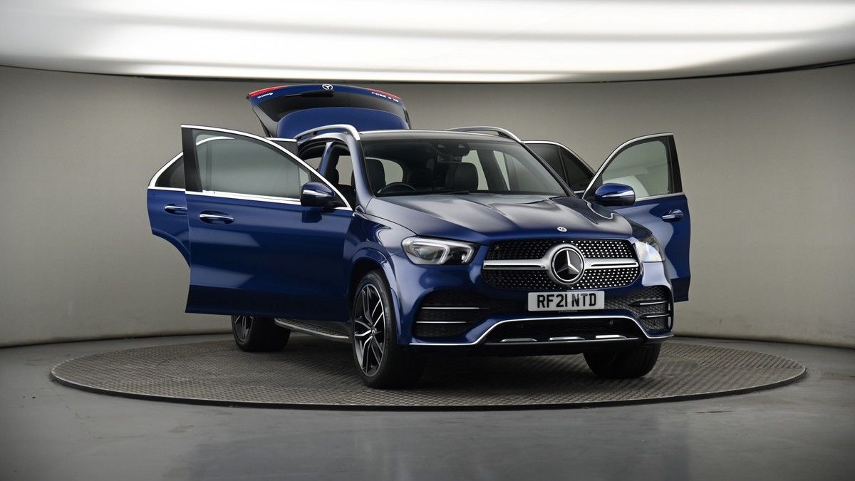More views of Mercedes-Benz GLE