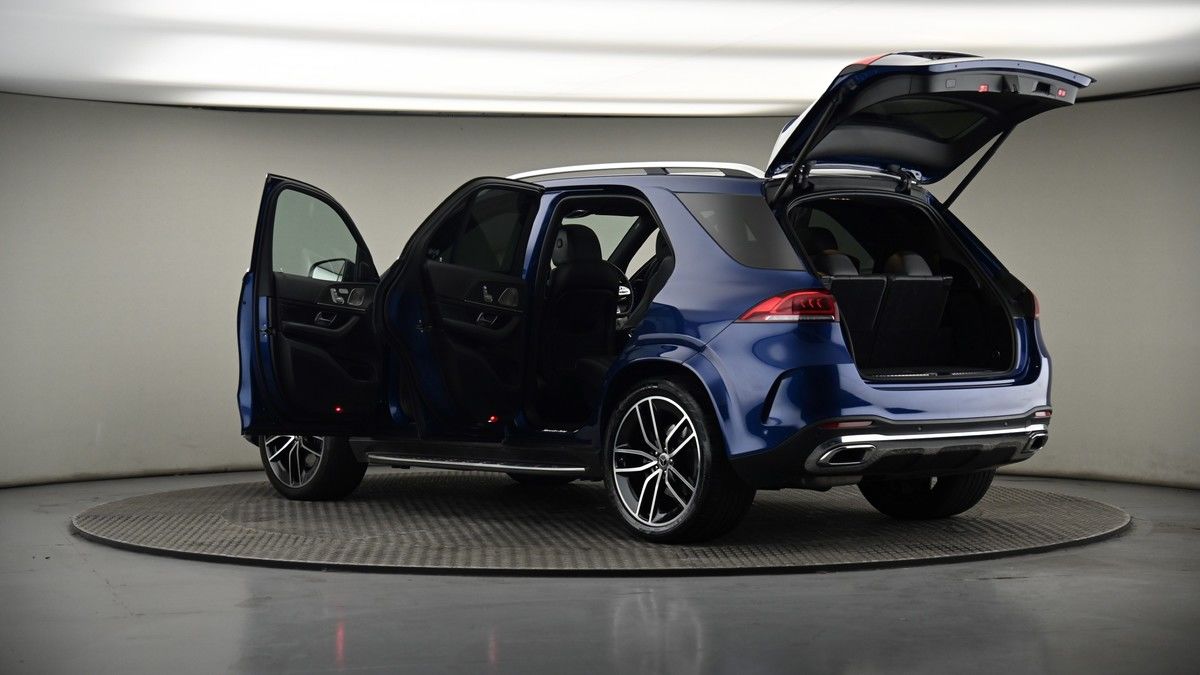 More views of Mercedes-Benz GLE