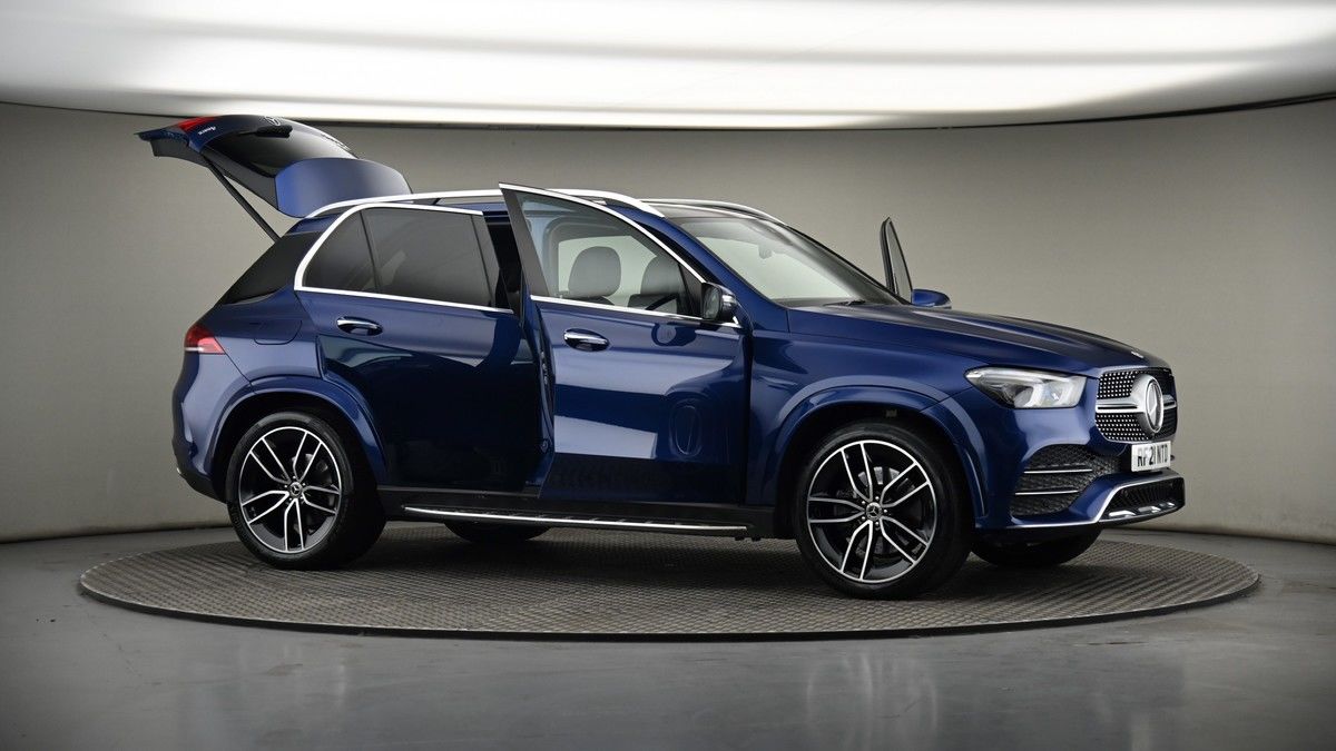 More views of Mercedes-Benz GLE