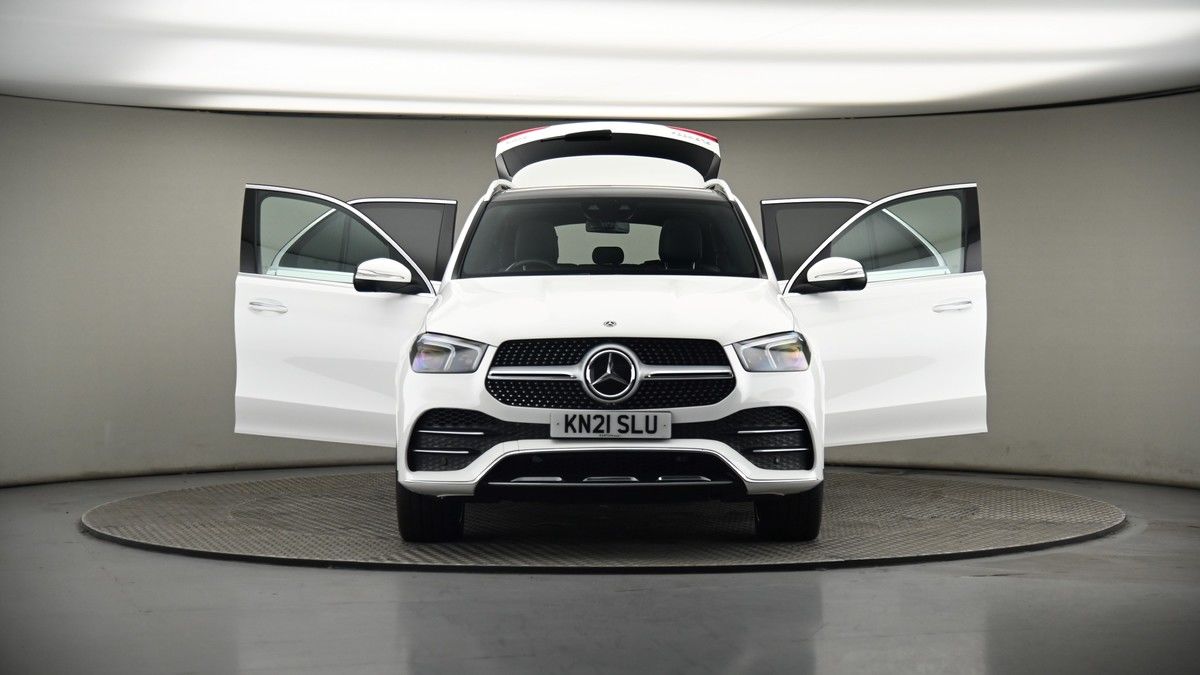 More views of Mercedes-Benz GLE