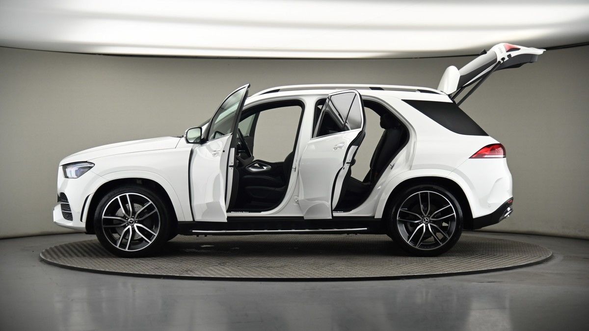 More views of Mercedes-Benz GLE