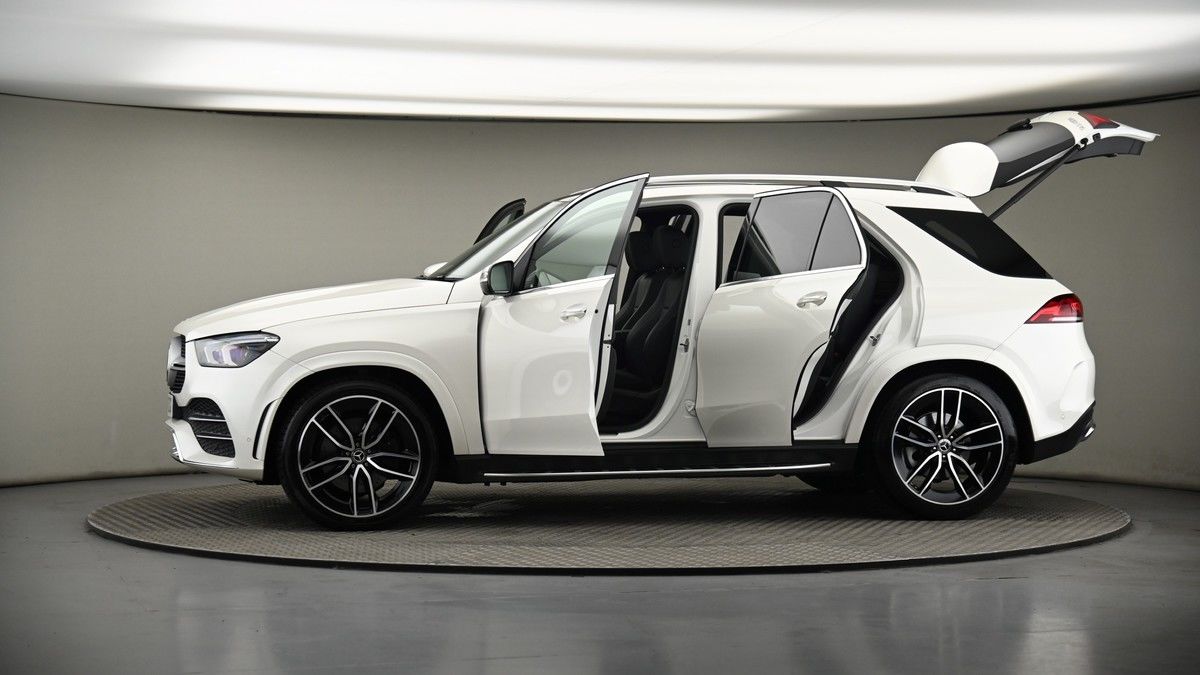More views of Mercedes-Benz GLE