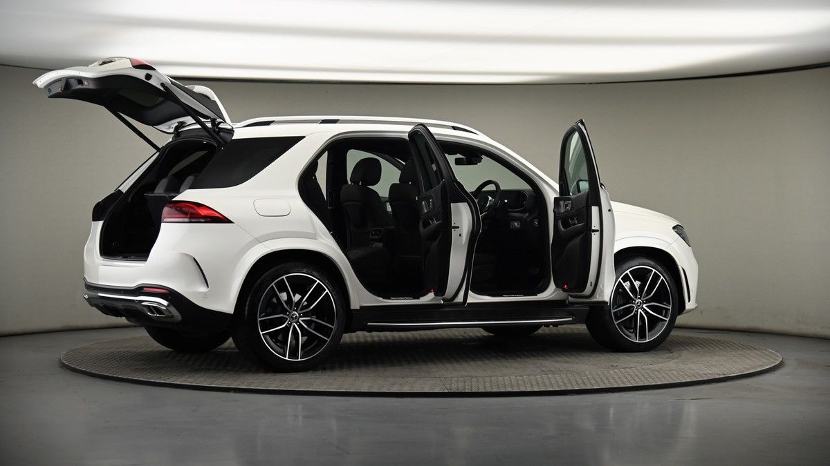 More views of Mercedes-Benz GLE