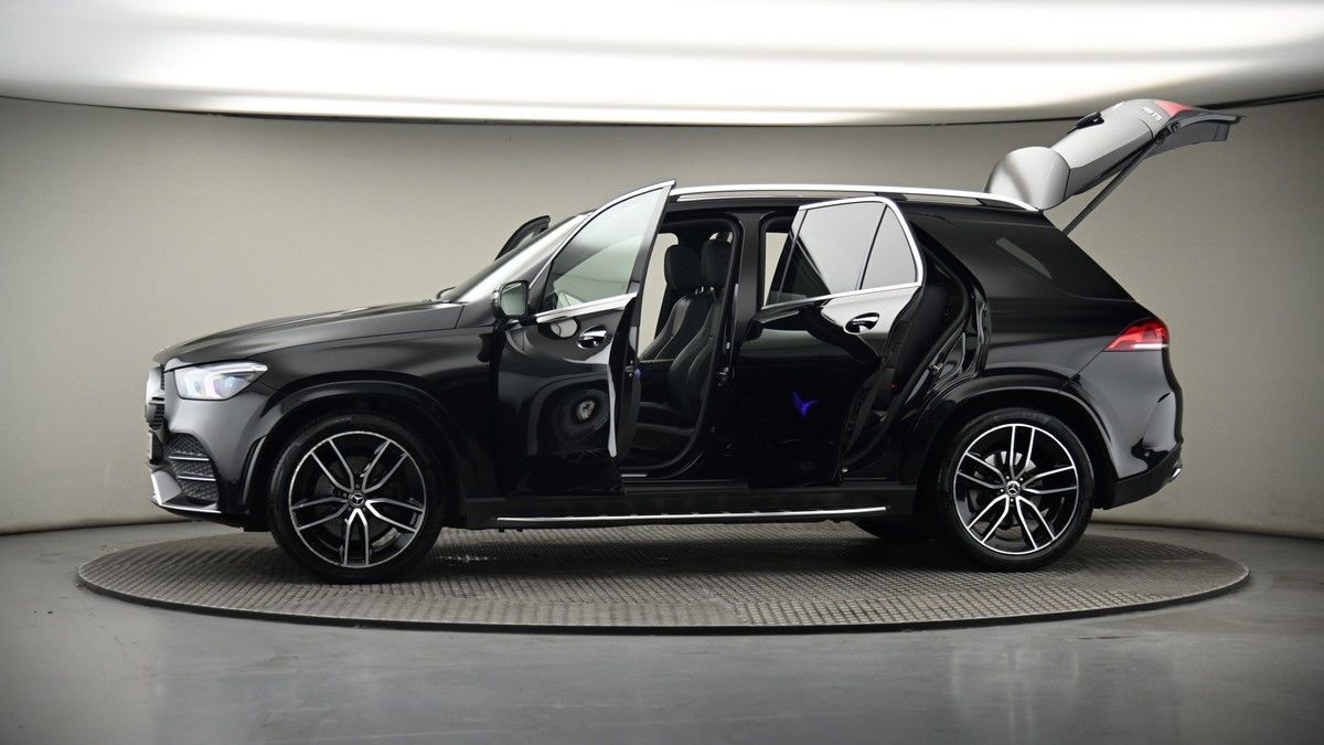 More views of Mercedes-Benz GLE