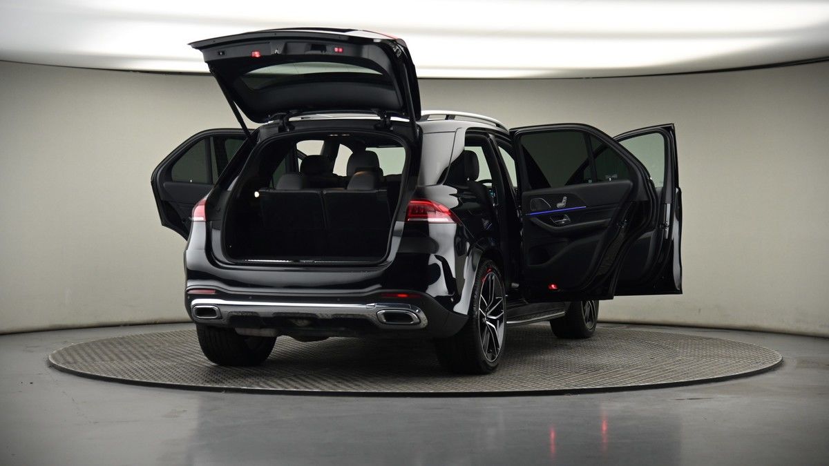 More views of Mercedes-Benz GLE