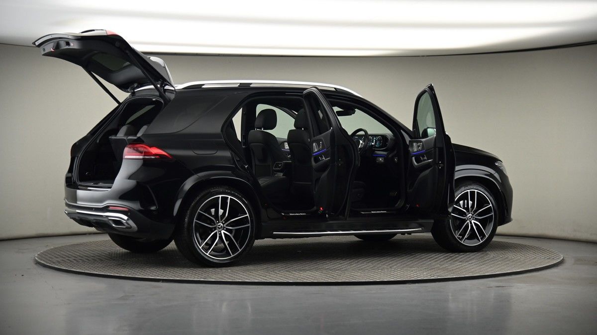 More views of Mercedes-Benz GLE