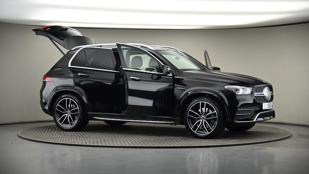 More views of Mercedes-Benz GLE