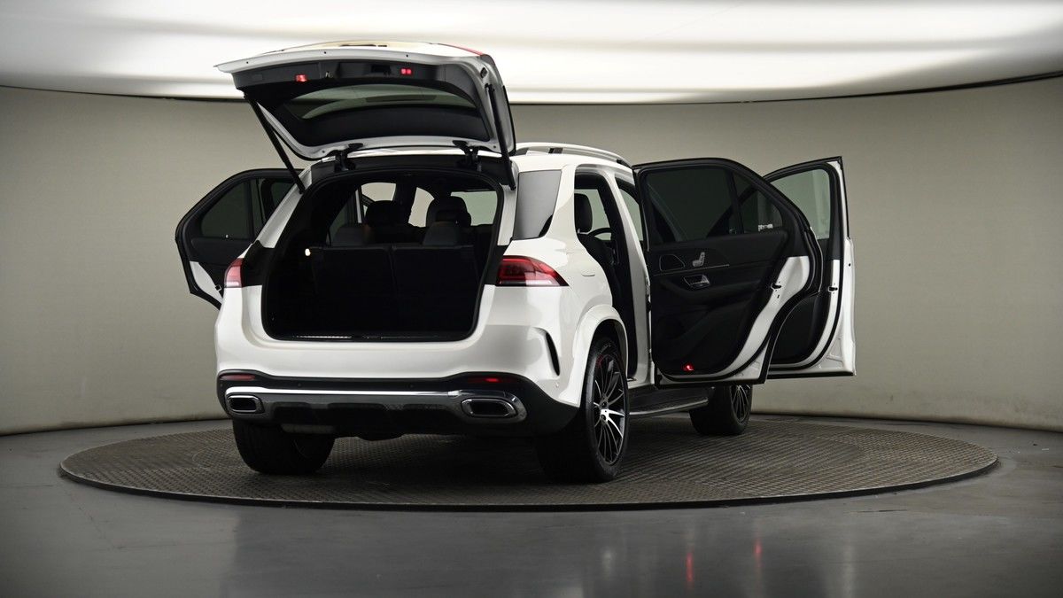 More views of Mercedes-Benz GLE