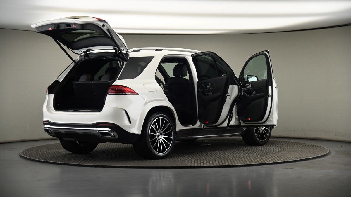 More views of Mercedes-Benz GLE