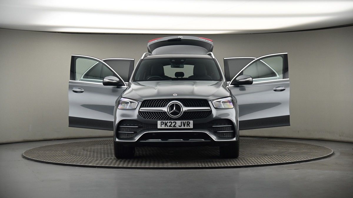 More views of Mercedes-Benz GLE