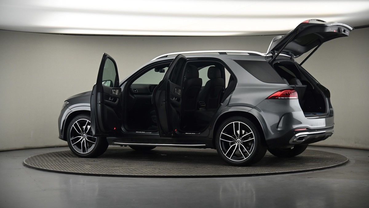 More views of Mercedes-Benz GLE